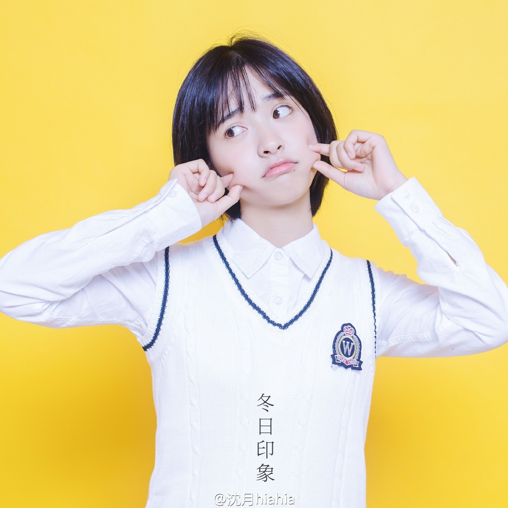 狠甩「肉肉女」封號!沈月「激瘦照曝光」 下巴「U → V」粉絲嚇壞!