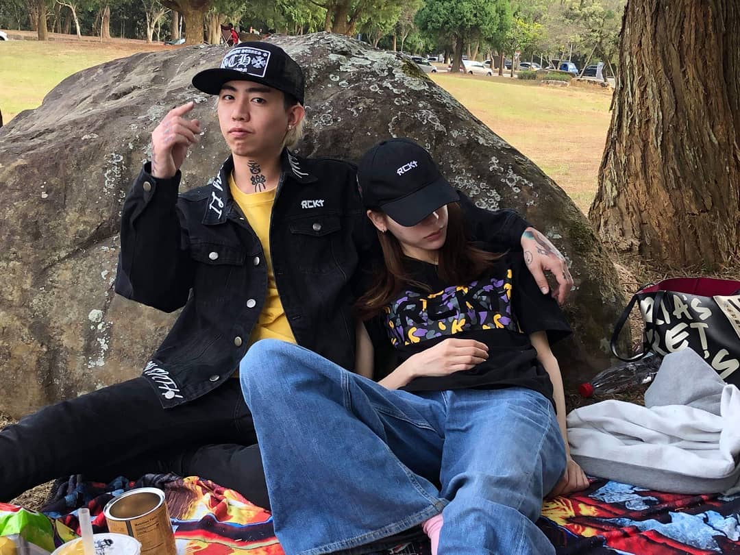 謝和弦帶妹開房過夜！隔天回家「爽呼麻」遭老婆舉報　網驚：是報復劈腿嗎？