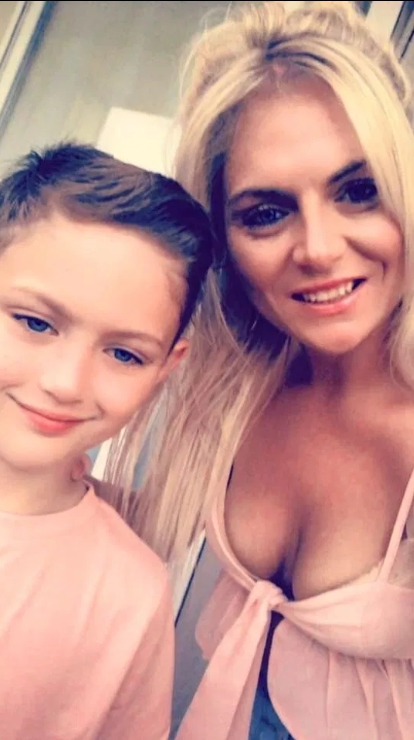 機器人鼓吹自殺？辣媽證實聽到AI稱「心跳是人體最沒用的」：一定要用刀刺向心臟！