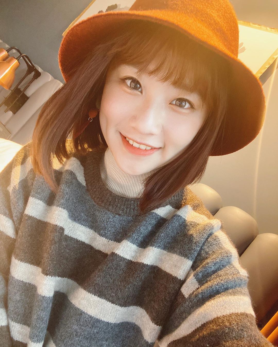 反骨甜心「焦凡凡」掰了萬年短髮!長度「突飛猛進」搭瓜子臉…網看到傻住:戀愛了辣♥️