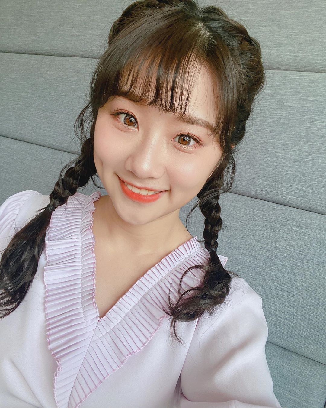 反骨甜心「焦凡凡」掰了萬年短髮!長度「突飛猛進」搭瓜子臉…網看到傻住:戀愛了辣♥️