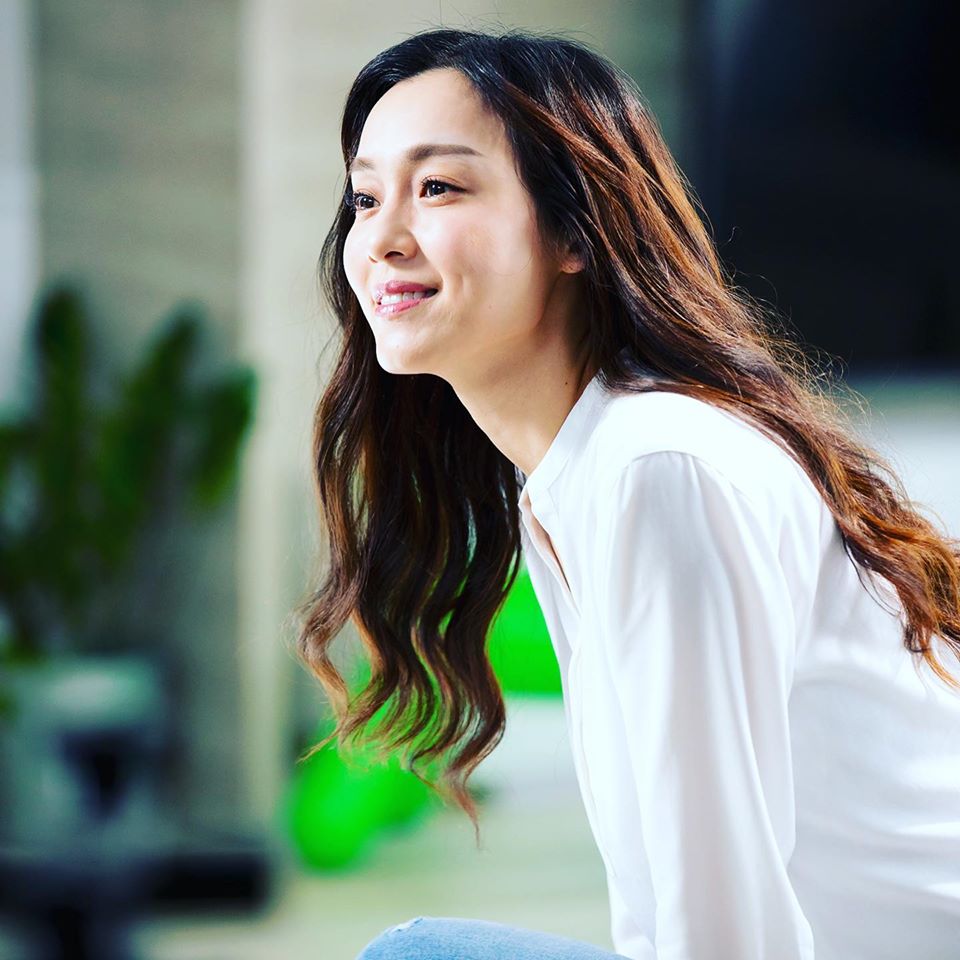 噤聲卻榮登「PTT表特版」!范瑋琪被狂讚「人美心善玉女歌手」 留言紫爆:捅起來!