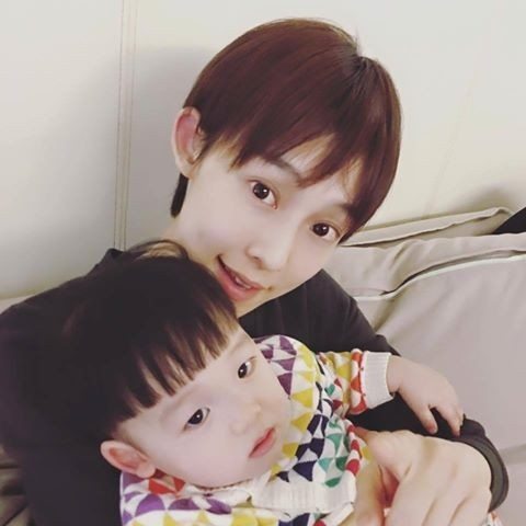 噤聲卻榮登「PTT表特版」!范瑋琪被狂讚「人美心善玉女歌手」 留言紫爆:捅起來!