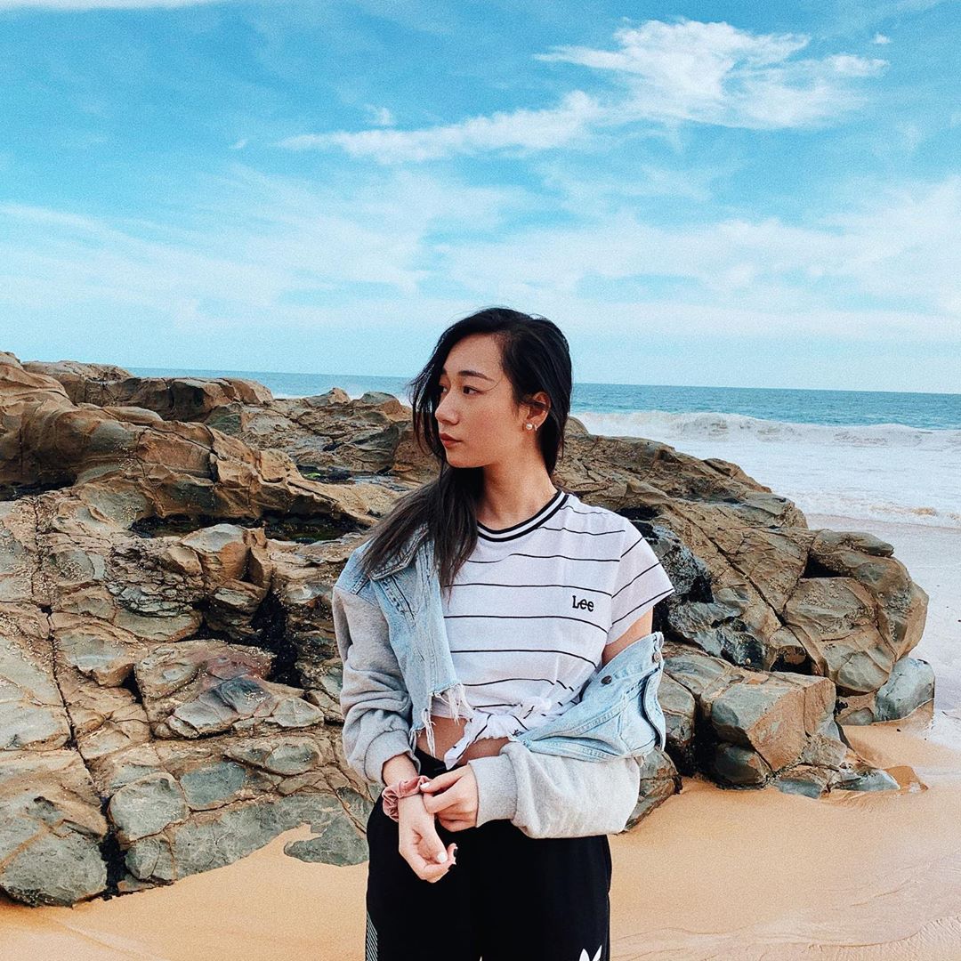 鄉民老婆前後大解放！吳卓源「火辣S曲線」現形　轉身白皙美背曝光！