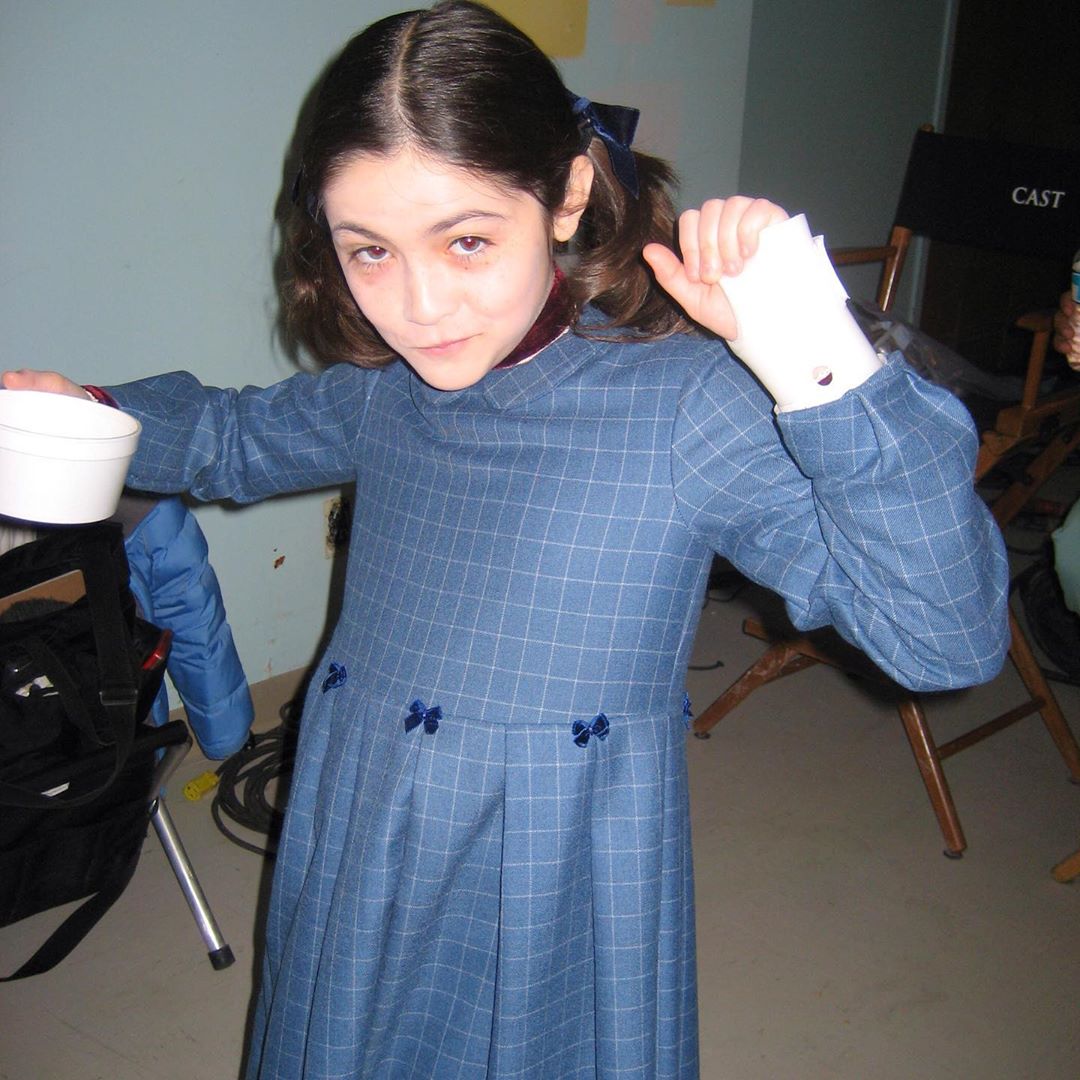 《孤兒怨》回來了! 隔11年「前傳開拍」 女主角證實網狂問:你會回鍋嗎?