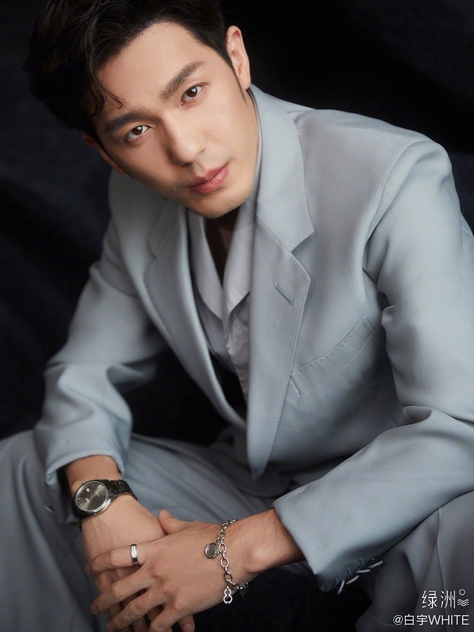 居家隔離大崩壞!男神們「宅家太久沒出門」近況曝光 網爆笑:男生原來都一樣!