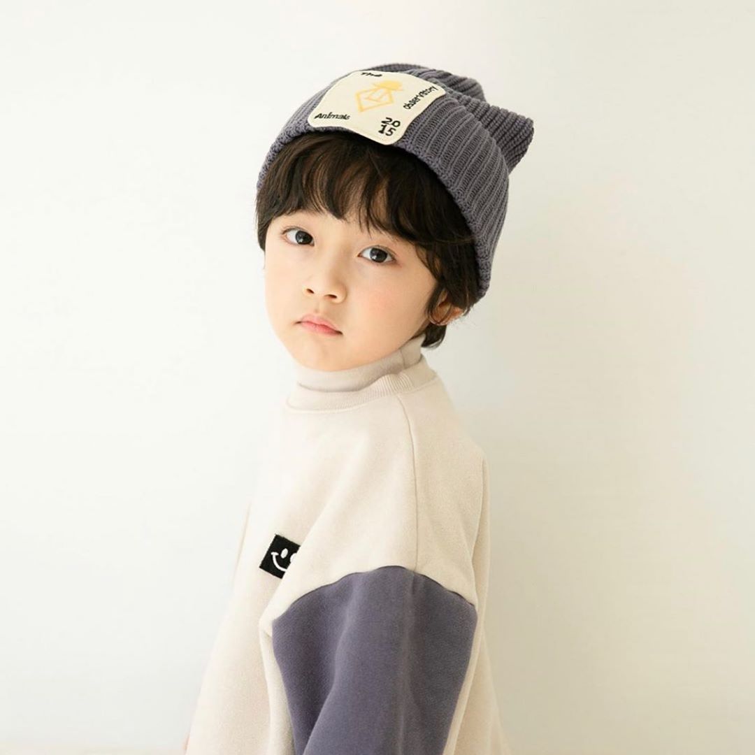 這麼可愛當然是男生！《鬼媽媽》金泰希超萌「女兒」男裝帥炸　網暴動：姊姊等你長大