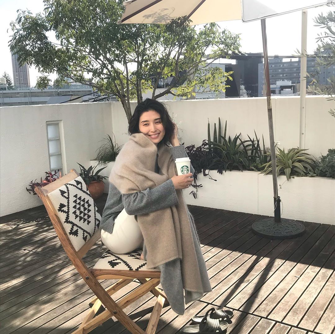 才爆閃婚！日本「國民情婦」宣布懷孕 網回推時間軸：帶球跑？