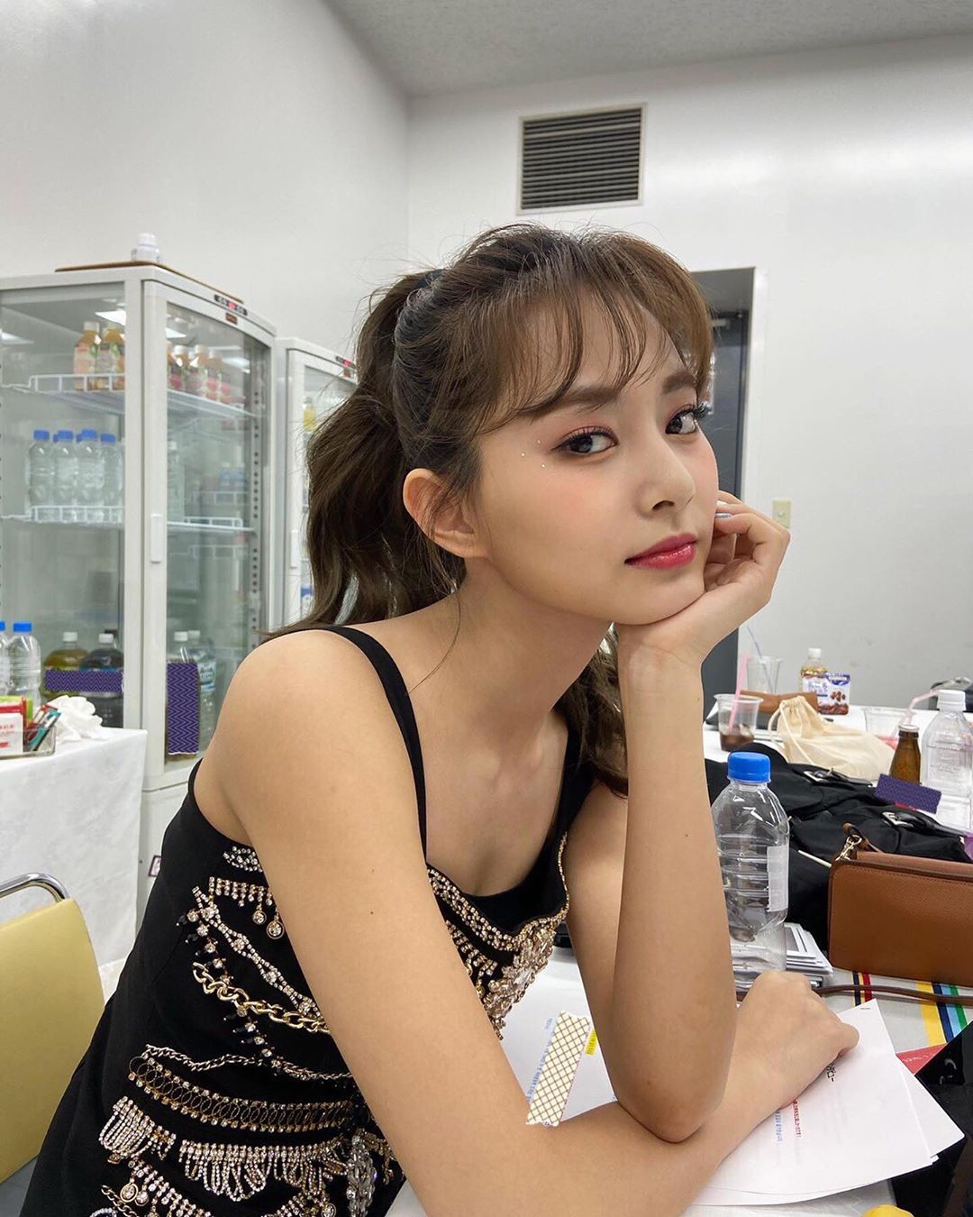 捐韓123萬被譙爆!謝和弦幫子瑜發聲反被嗆 網爆:她捐給中國比較多!