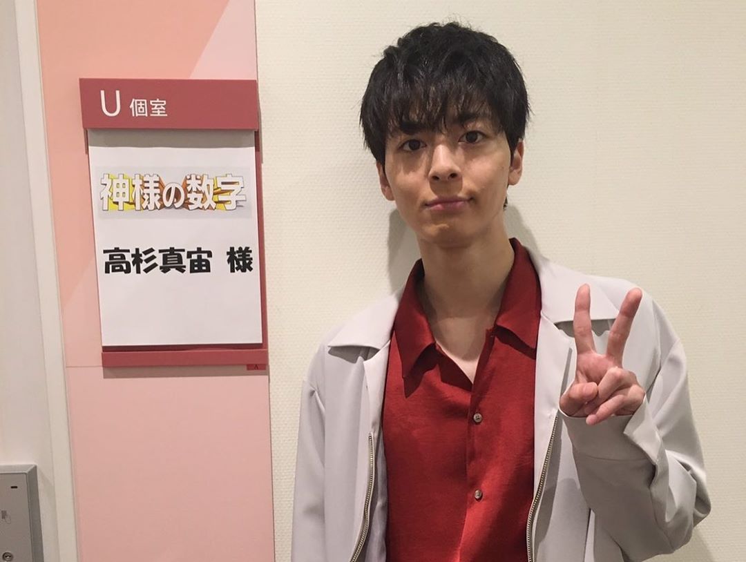 他的內褲都是我在洗！ 女經紀人「迷偶像過頭」警告合作女藝人：不準講話