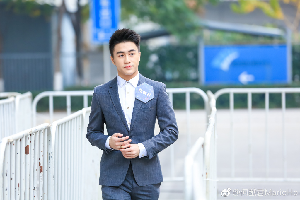 中國應該為肺炎道歉？賭王兒氣瘋「揪團翻牆」嗆美國主持人：我們防疫做很好