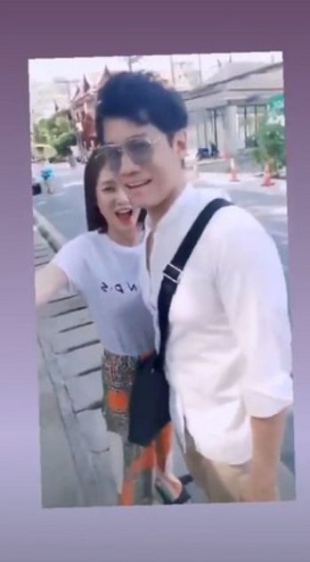 畫面一片空白!陳喬恩甜撲男友「當街親吻」 網傻眼:隨便都是偶像劇