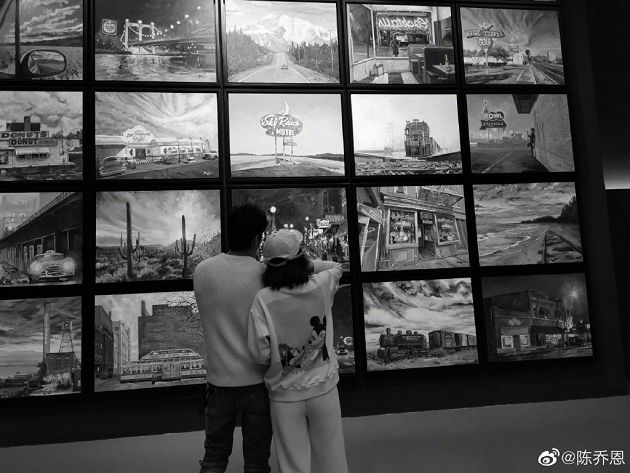 畫面一片空白!陳喬恩甜撲男友「當街親吻」 網傻眼:隨便都是偶像劇