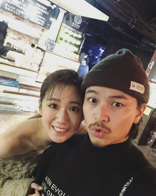 火辣人妻!方志友甩肉成功秀「A字線條」 網看傻:這不科學