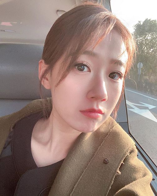 火辣人妻!方志友甩肉成功秀「A字線條」 網看傻:這不科學