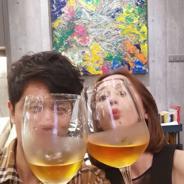 畫面一片空白!陳喬恩甜撲男友「當街親吻」 網傻眼:隨便都是偶像劇