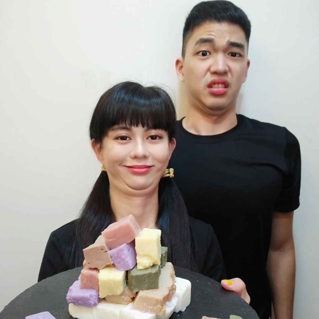 終於脫魯了？白癡公主「曖昧貼184cm鮮肉」　粉絲暴動：超級配