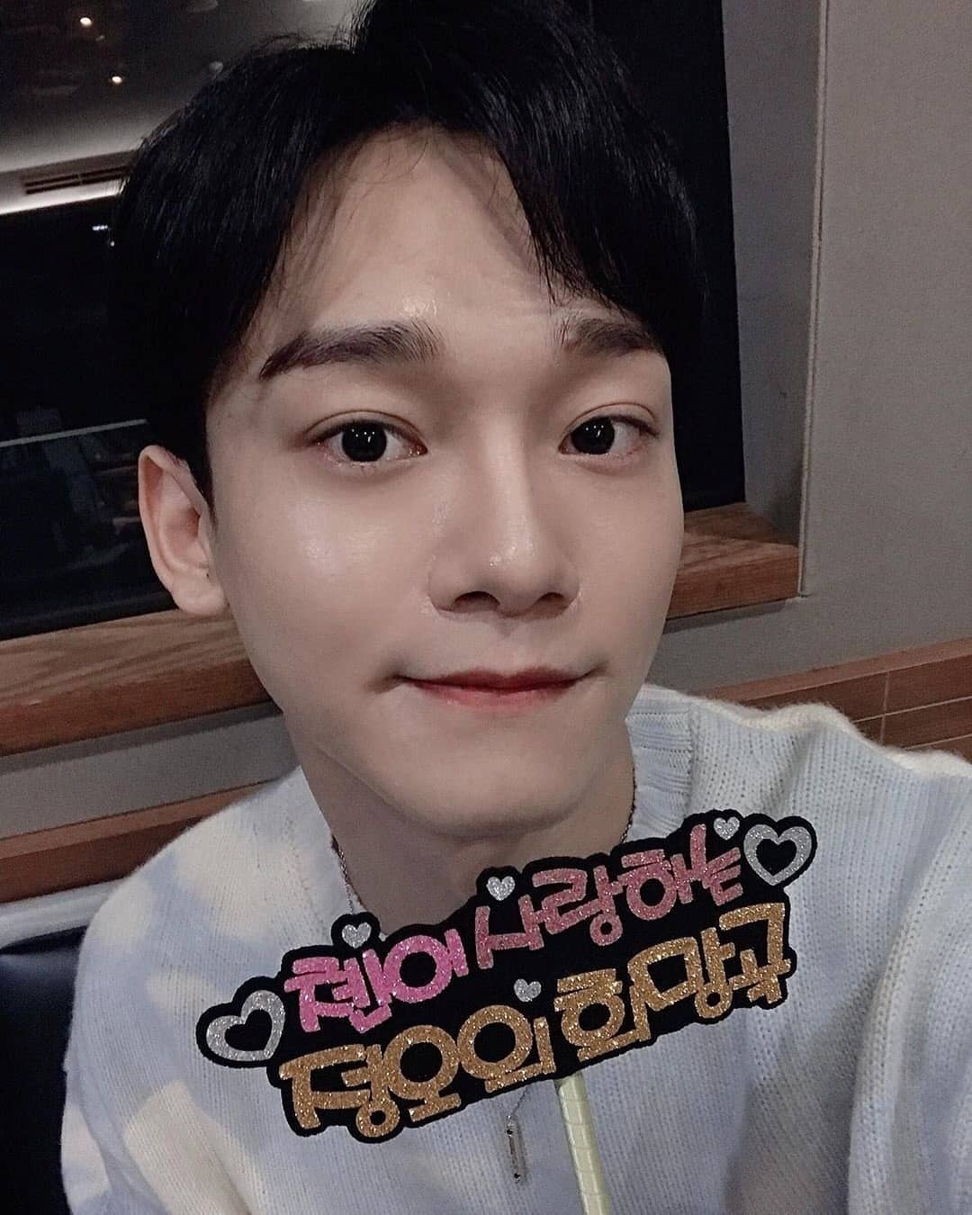 清垃圾兼抗議！粉絲「撕爛CHEN周邊」怒寄回SM：包裹滿滿都是破碎的心