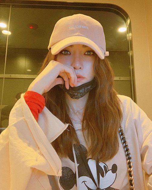 姐姐好辣!謝金燕IG「緊身衣辣照」掀騷動 真實心聲同步曝光