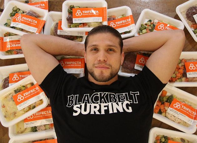 前2PM隊長突「被格鬥選手甩巴掌」！原因曝光：幫忙翻譯也被打