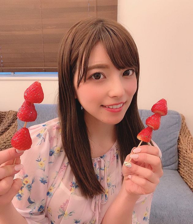 上原亞衣合體波多野結衣！ 大爆秘辛「悔扮小丑拍片」：小金人也很傻眼