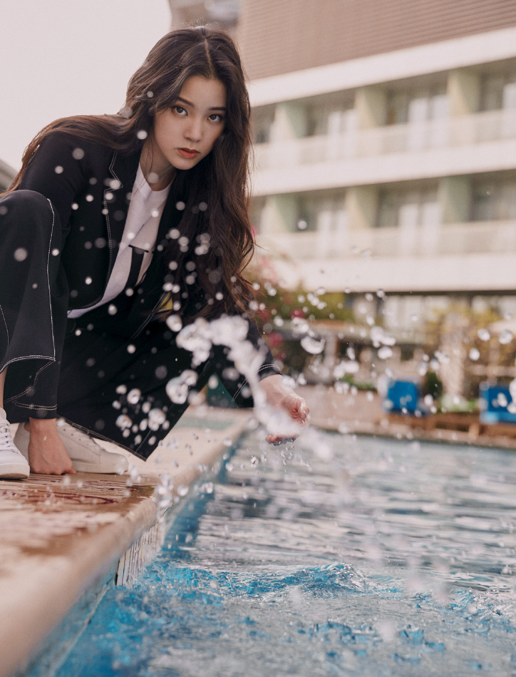 打趴一票網紅!歐陽娜娜直播一小時「撈金66萬」 網酸:錢真好賺!