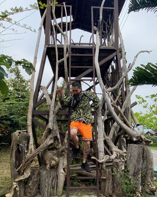 遭路人包圍怒譙!謝和弦莉婭「花蓮行」爆衝突 氣喊:下地獄吧人渣