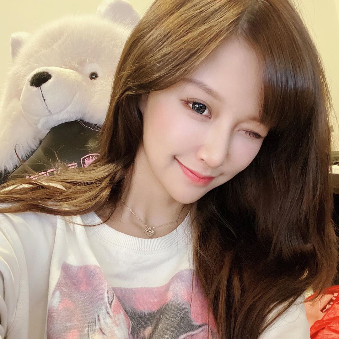 身材又升級！小雲寶寶「透視小背心」意外走光　網驚：暈暈露出來了