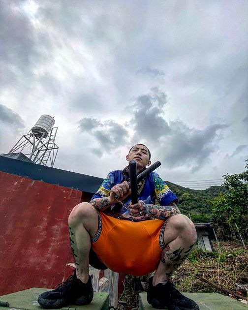 莉婭放話「有本事公開偷錄畫面」！Keanna反擊酸：你的律師爸爸查不到人耶！