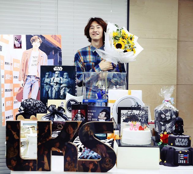 「開刀才滿1個月」李光洙回歸《RM》！網不滿：根本還沒恢復