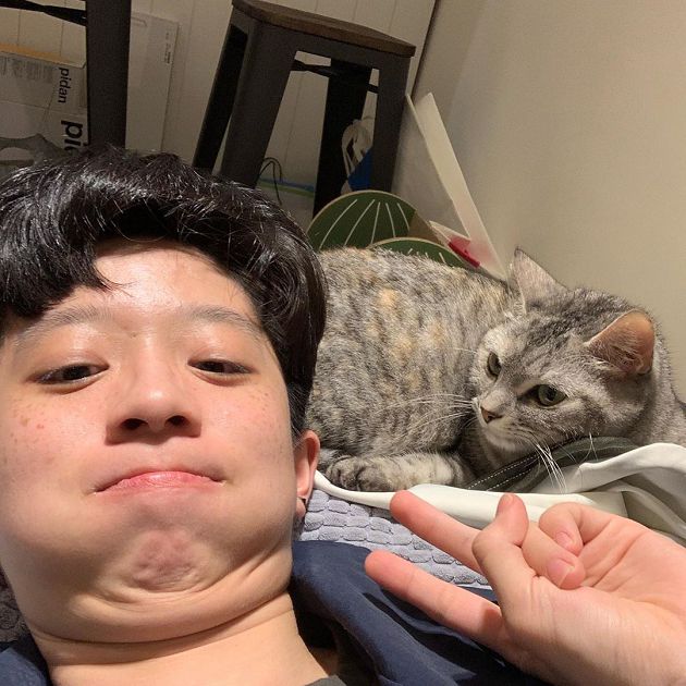 遭嗆這樣也能紅?網紅HOOK自揭「黑暗霸凌史」 :想到還是會哭