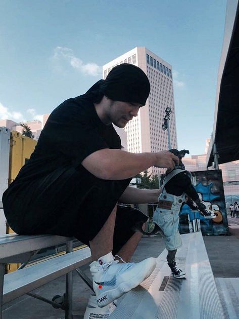 揮別幸福肥？周杰倫「驚人線條」全炸出　網笑：確定沒P圖？