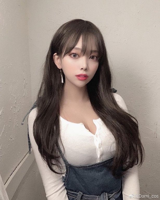 韓國雙馬尾直播主「女僕裝」熱舞！腳一晃網全呼：幸好有跟上