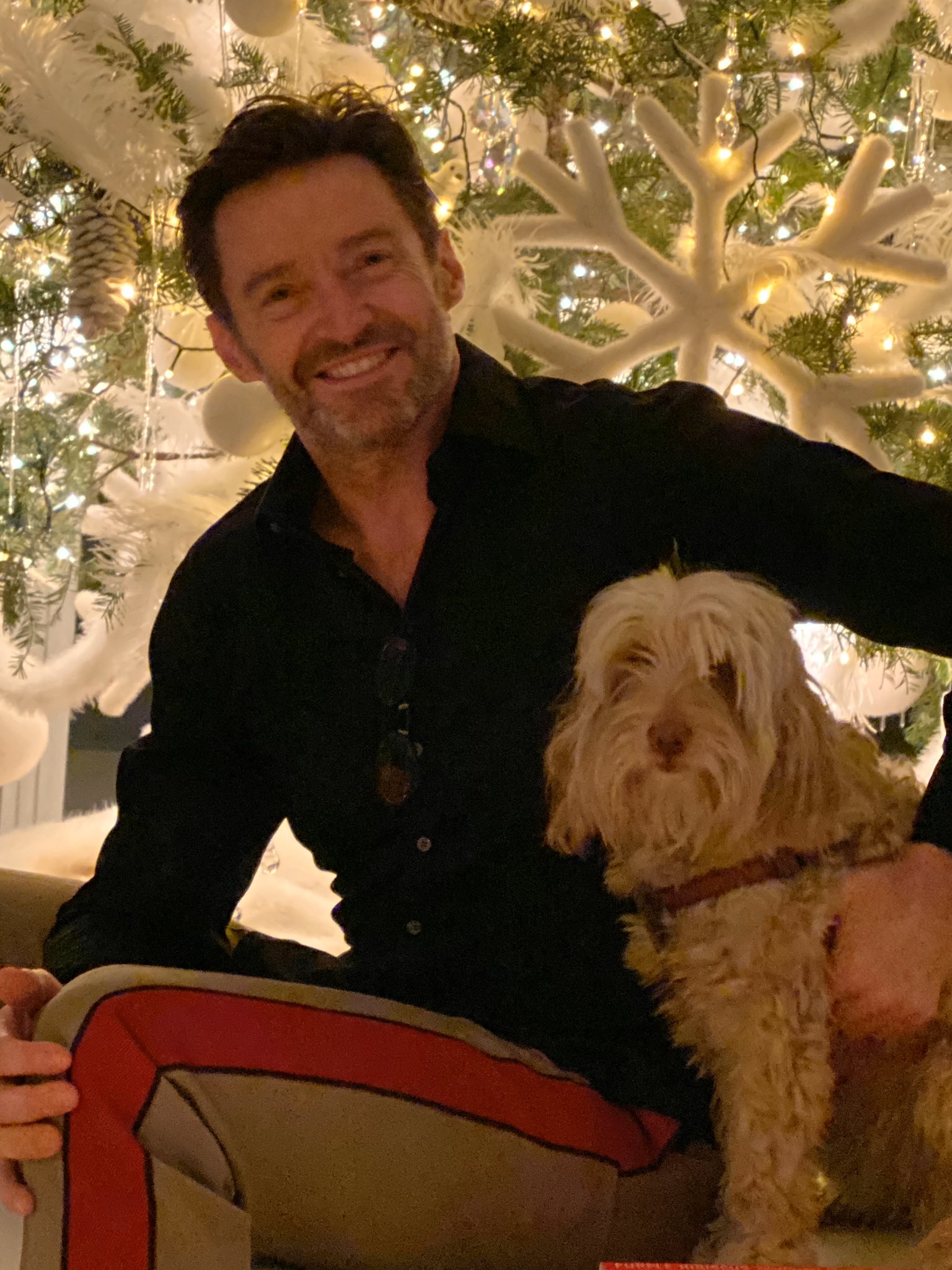 「相愛相殺」十年！萊恩雷諾斯開玩笑「洩休傑克曼號碼」：打電話吧