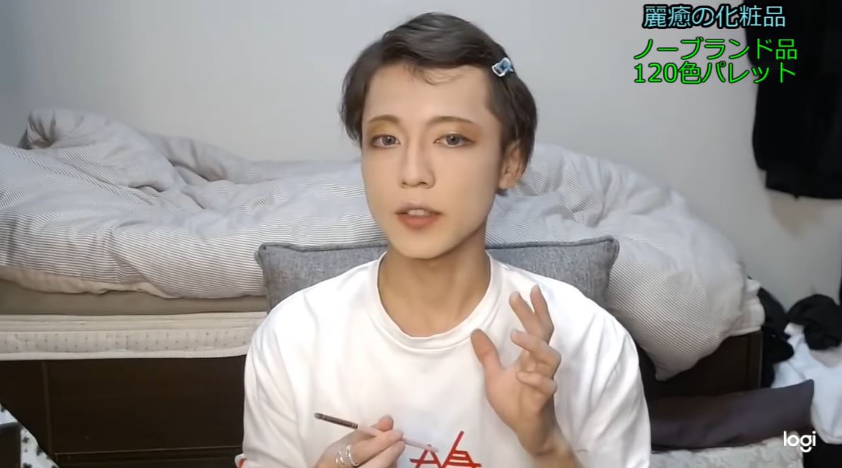 日本電眼「超兇萌妹」卸妝秒變鬍子男！網全嚇歪：本人也太Man