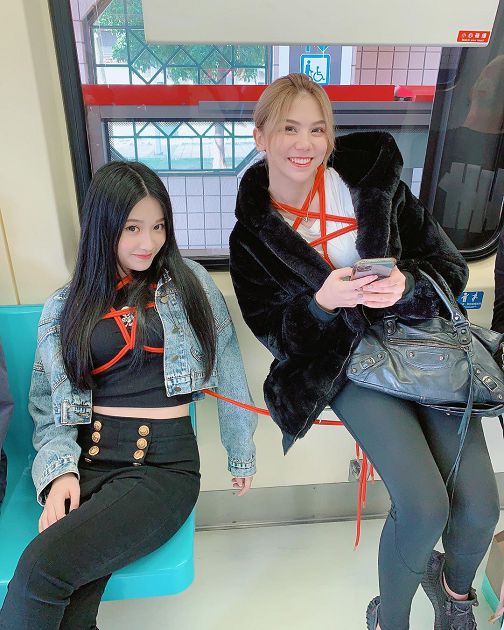 好害羞！艾瑞絲、健人蓋伊挑戰「健身雙修」  網：懷疑偷開車