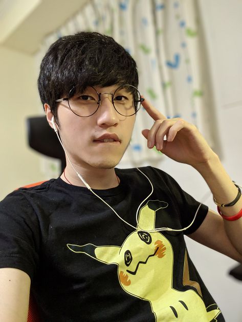 女友正面曝光！阿神脫單曝「親暱托臉照」  網嗨：村長夫人好