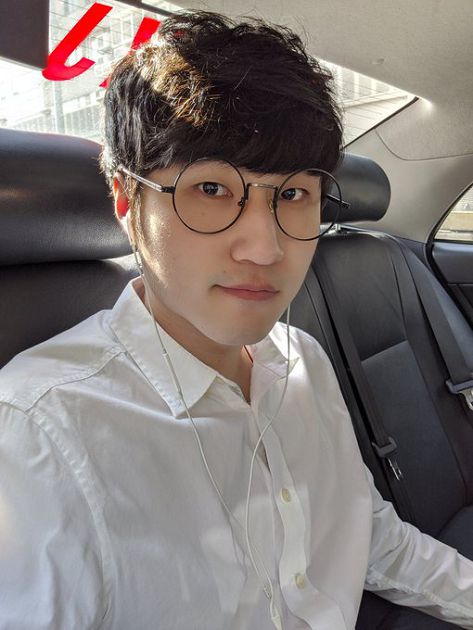 女友正面曝光！阿神脫單曝「親暱托臉照」  網嗨：村長夫人好