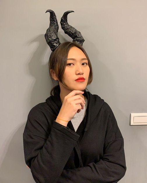 性感限定！上班不要看「麻希」深V開到肚臍　「半球炸出」險走光