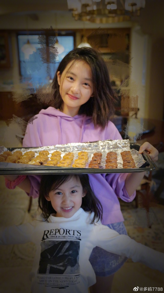 《爸爸》多多轉大人!「胸前解扣」名模級穿搭 網驚嘆:好像大S