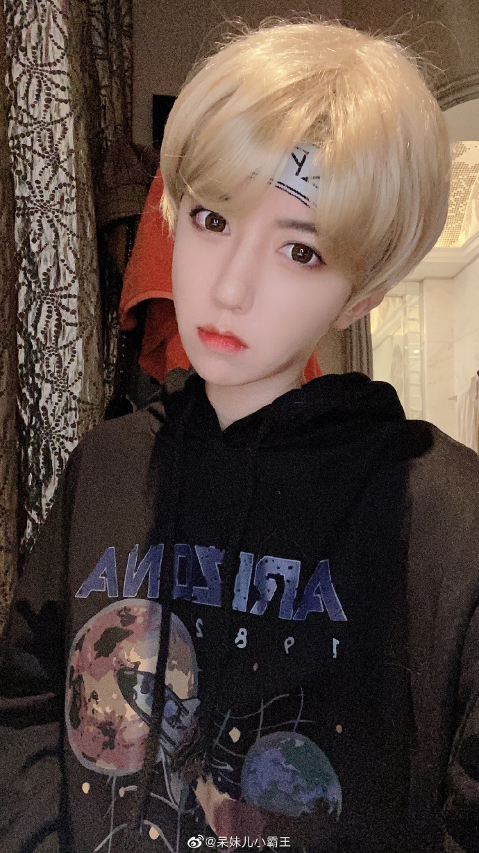 模樣驚變?實況兇妹「真面目現形」 網傻眼:假髮拿掉了?