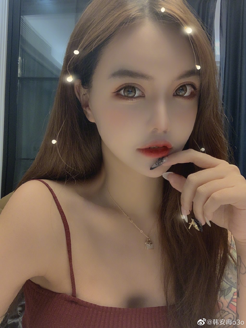 離婚後秒穩交新歡！百萬網紅新男友「瞞一個月終於曝光」　網驚：怎那麼長？