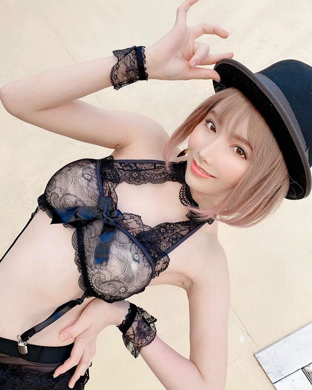 深田詠美「福利大放送」!一劍浣春秋曝「爆紅原因」:根本網紅