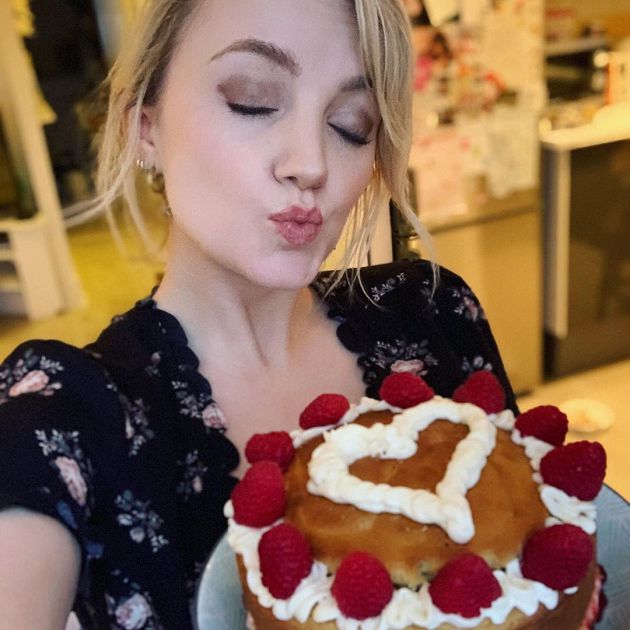 《哈利波特》女星「嗅覺消失」:直呼享受 網嚇歪:是武漢肺炎症狀!