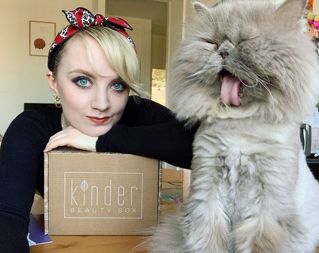 《哈利波特》女星「嗅覺消失」:直呼享受 網嚇歪:是武漢肺炎症狀!