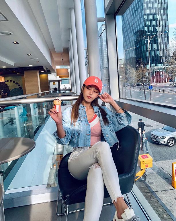 比DJ Soda更猛!韓國DJ「超細腰身」上圍溢出來:福利照曝光