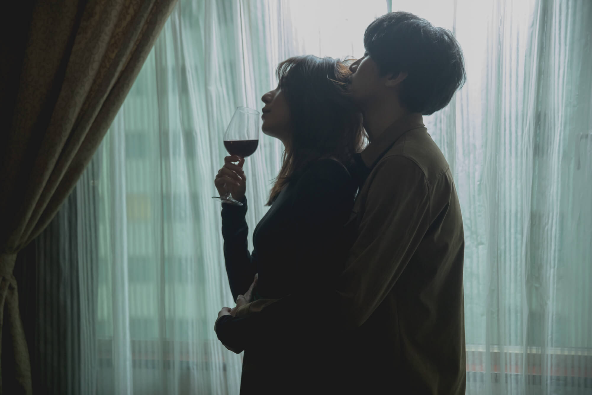 畢書盡讓出男主角！新MV大談婚外情　「演唱會進度」曝光