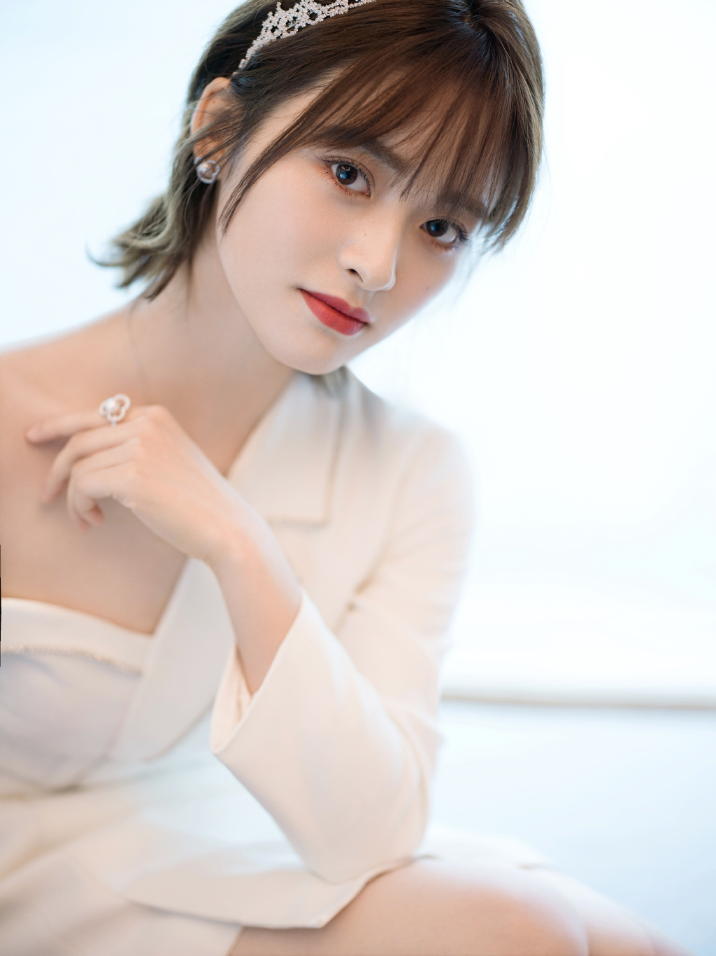 鼻子異常隆起！沈月「崩壞舊照」被挖出　網：進廠維修？