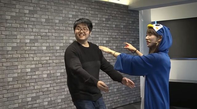 外國人比較香?企鵝妹爆「新戀情曝光」 網:台灣肥宅真可憐