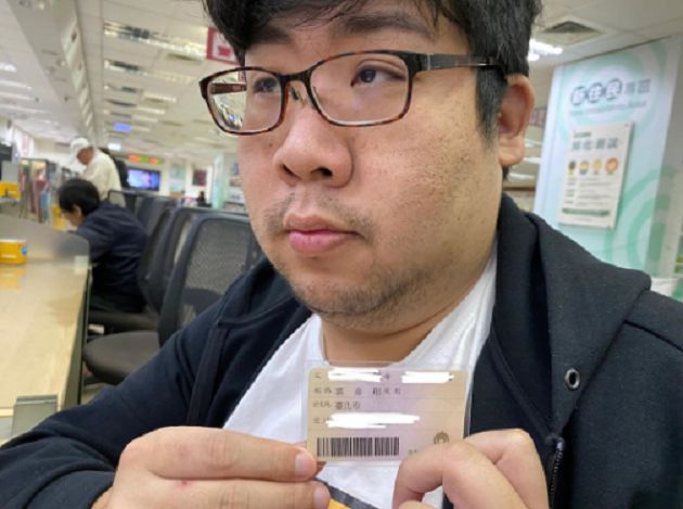 正面曝光！國動IG驚見「親暱貼臉」曬恩愛　粉絲暴動：瘋狗回不去了